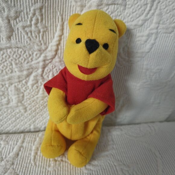Disney Mattel Vintage Winnie Pooh Mini Stuffed Animal Clapping Stuffy 90s Stuffy - Picture 1 of 3